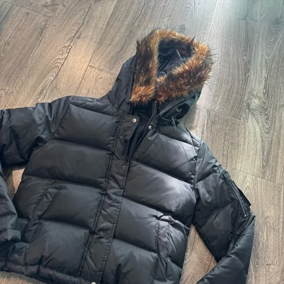 DKNY active Black Puffer Jacket with Faux Fur Trim women medium - Picture 2 of 8